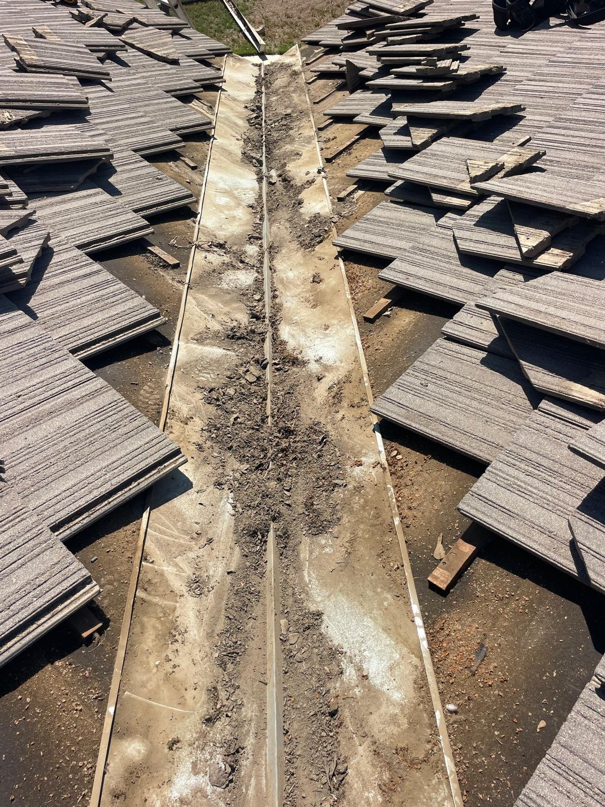 New Roof Installation photo 19